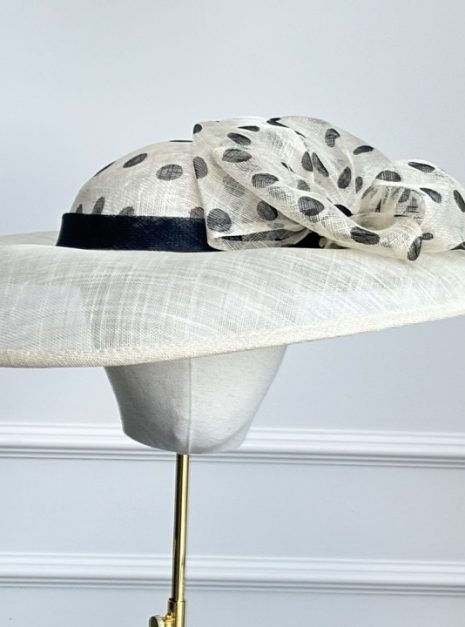 hat-039-main