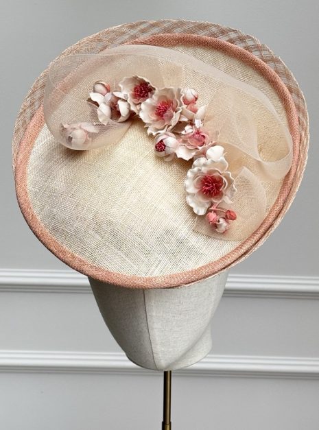 hat-068-main hat-068-main