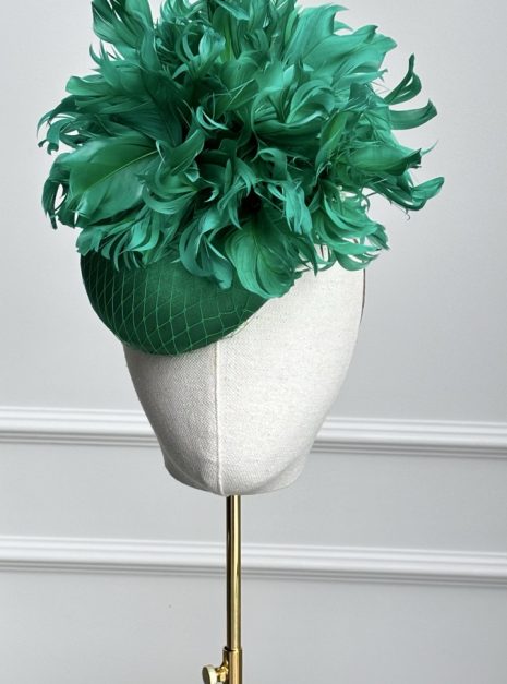 hat-255-main